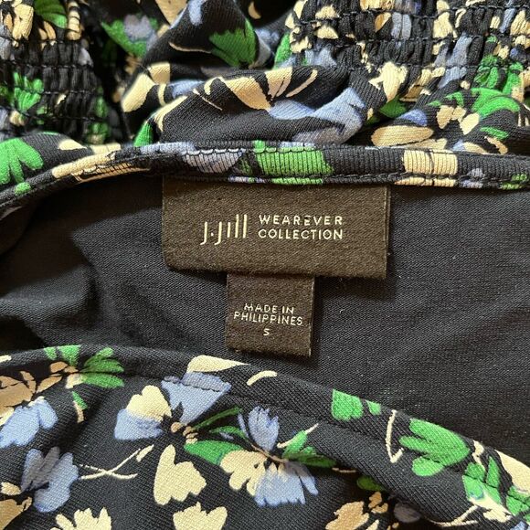 J Jill Women Top Blouse Sz S Blue Floral Wearever Smocked Tunic Stretch Ruffled - Picture 7 of 9